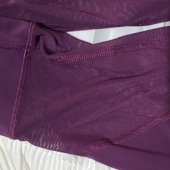 Lululemon purple align leggings - Picture 4 of 5